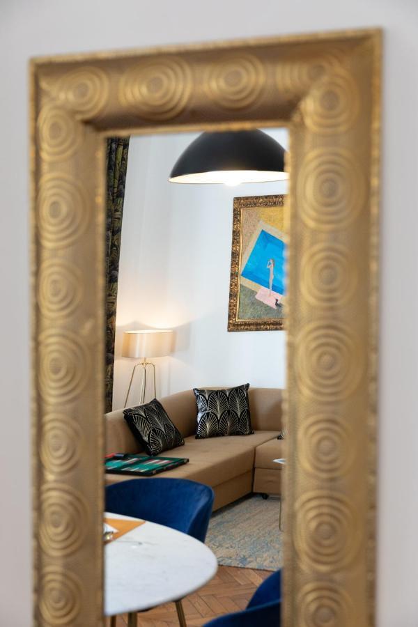Apartment Emilia Νίκαια Εξωτερικό φωτογραφία